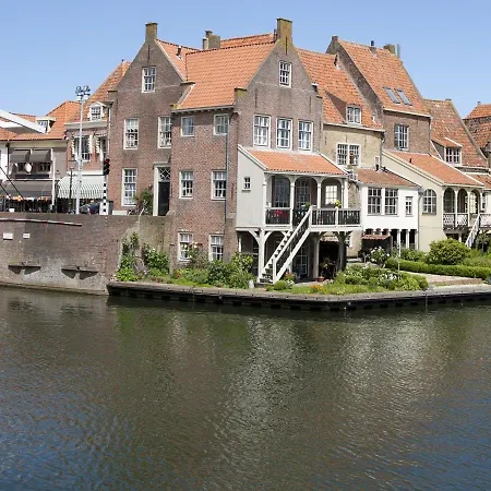 At The Ijsselmeer 8p Villa