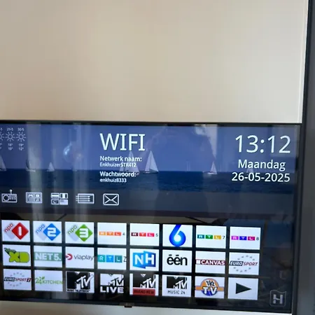 At The Ijsselmeer 8p