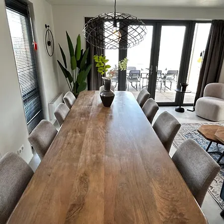 At The Ijsselmeer 8p Villa