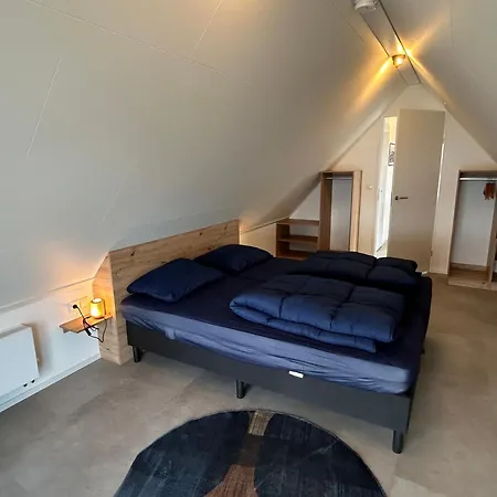 At The Ijsselmeer 8p ヴィラ